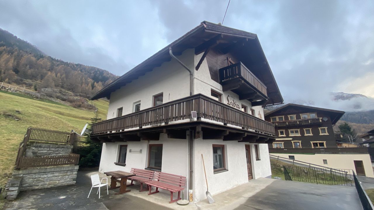 Mountain Lodge Sölden in summer Mountain Lodge Sölden in summer